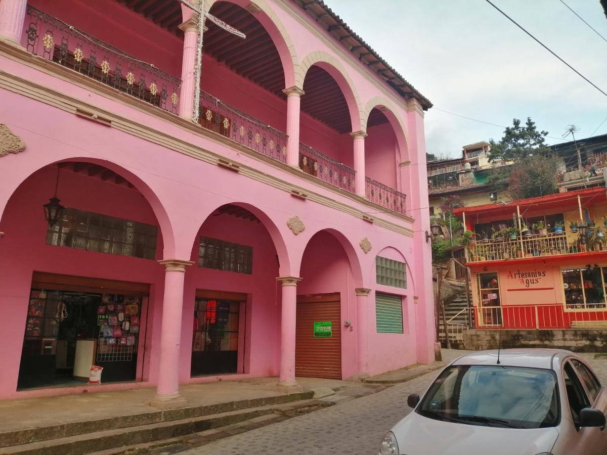 Hotel Jardin Mineral de Angangueo Екстериор снимка